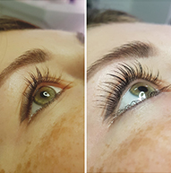 Zwei Bilder mit einem grünen Auge, das rechte hat hochgezogene Wimpern